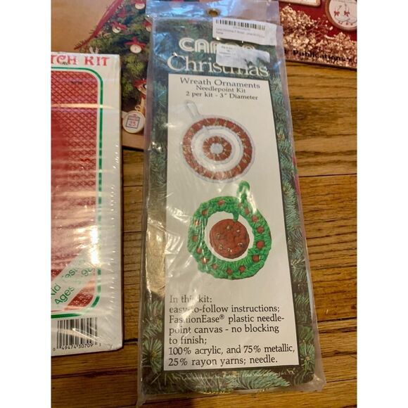 VTG Lot of 19 Count Cross Stitch Pattern Book Kit Christmas Santa Tree Craft 90s - Picture 4 of 13